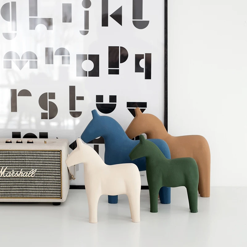 Home Office Work Table - 北欧木製馬の置物モランディ家の装飾アクセサリー木製オフィステーブルミニチュアクラフト作品ベビールーム保育園の装飾